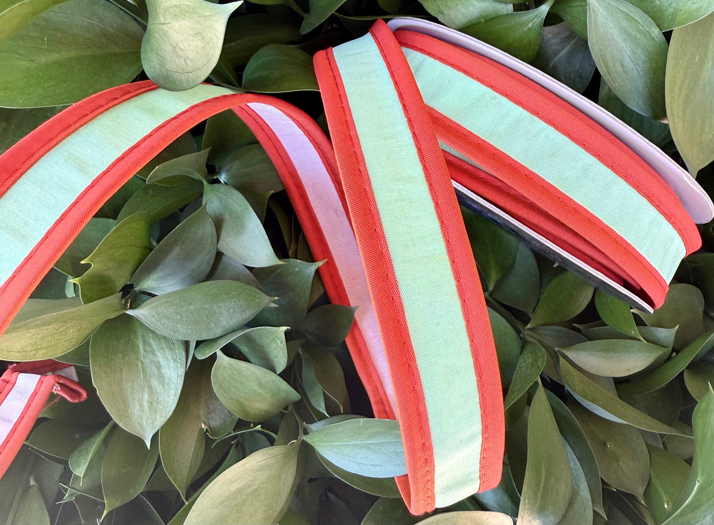 JME heavy wired ribbon. MINT/RUST/PINK Tri-Colored Solid