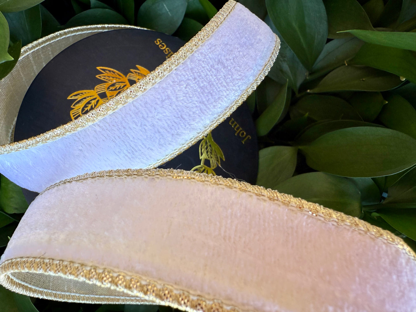 JME heavy wired ribbon. WHITE Velvet with Metallic Gold Back