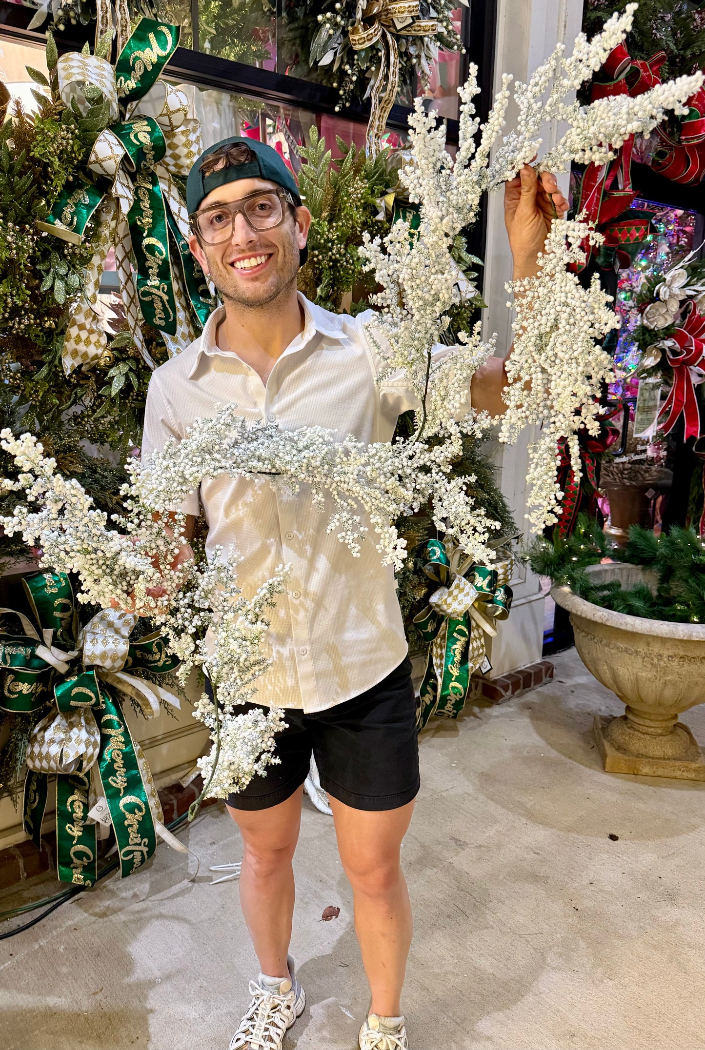 6 ft White Berry Garland