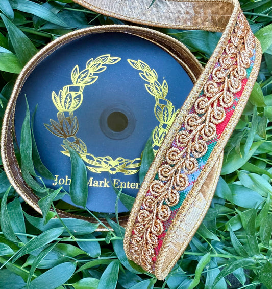 JME heavy wire ribbon. GREEN and red plaid with gold embroidering down the center. With gold metallic for the back. 1“ x 10 yards.