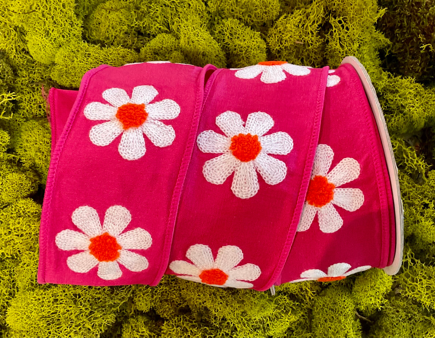 Spring daisies ribbon. Hot pink.