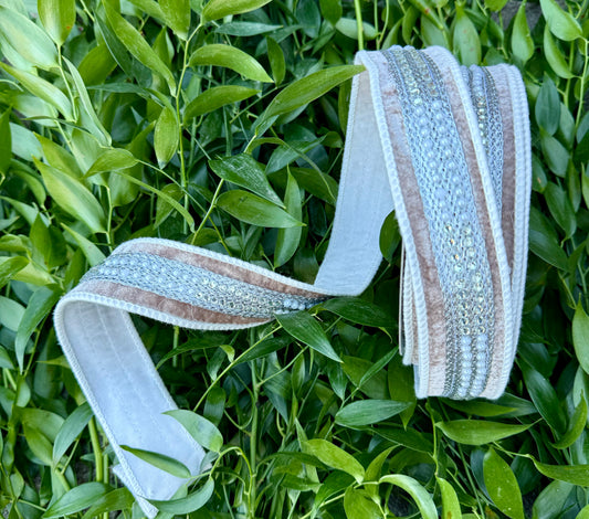 JME Pearl Trim. Gray Velvet with white Taffeta Back And piping. Heavy Wired Ribbon 1.5"x10YD