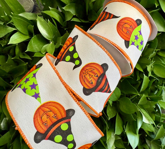 White pumpkin head wired ribbon. 2.5“ x 10 yards. ￼