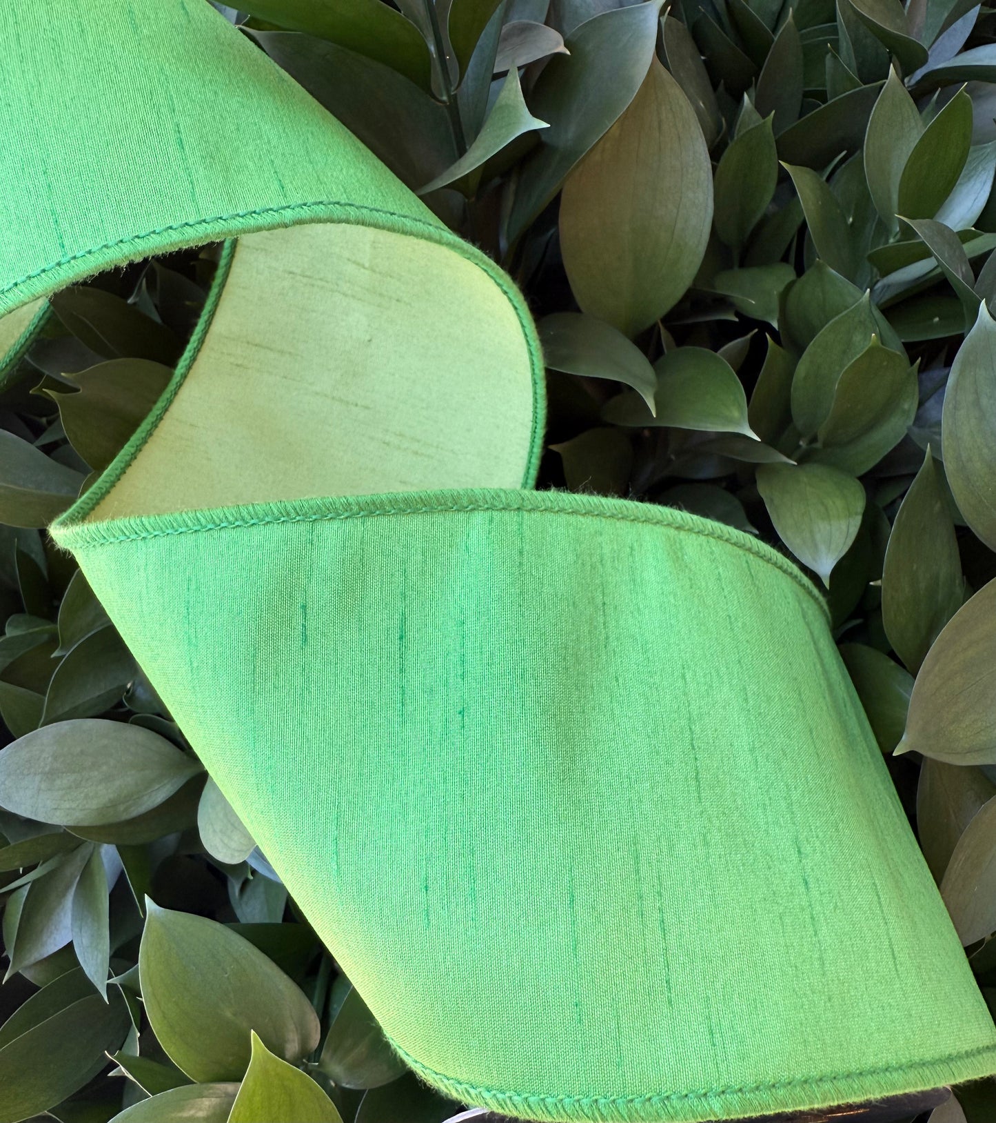 JME heavy wired ribbon. LIME/PALE GREEN Two-Tone Solid