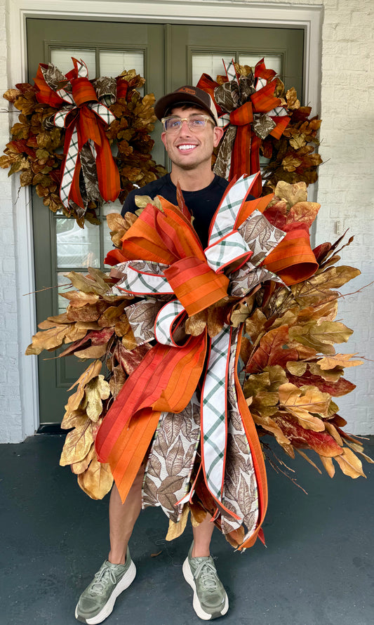 Faux fall leaf wreath with bronze brushing. 30inches wide. With a JME hand tied bow!