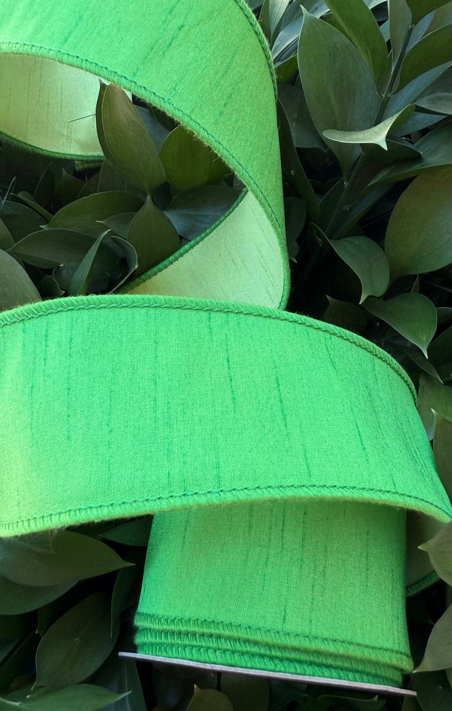 JME heavy wired ribbon. LIME/PALE GREEN Two-Tone Solid