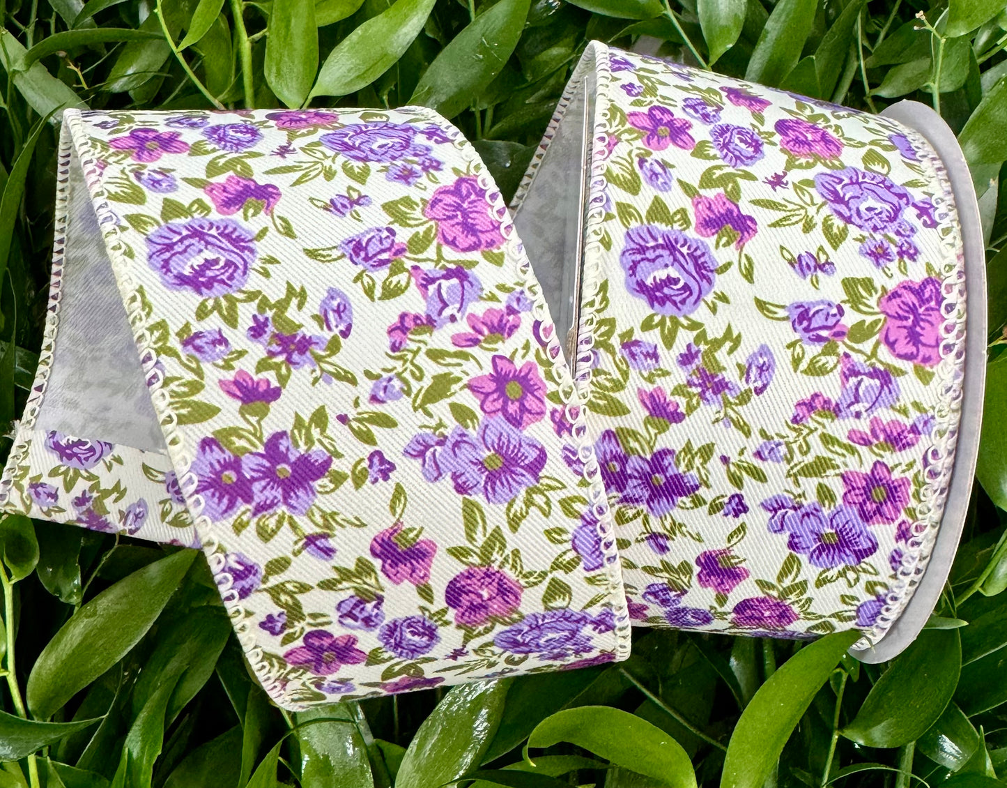 Purple Flower patch wired ribbon
2.5x10yards