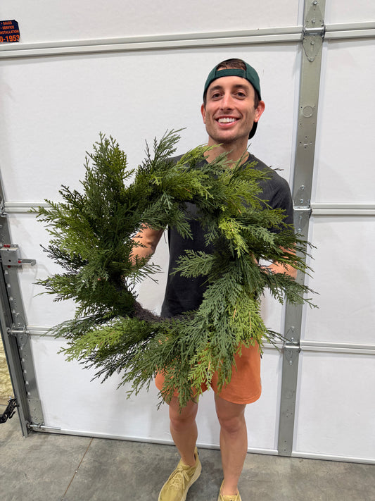 24" Dia Western Cedar Wreath